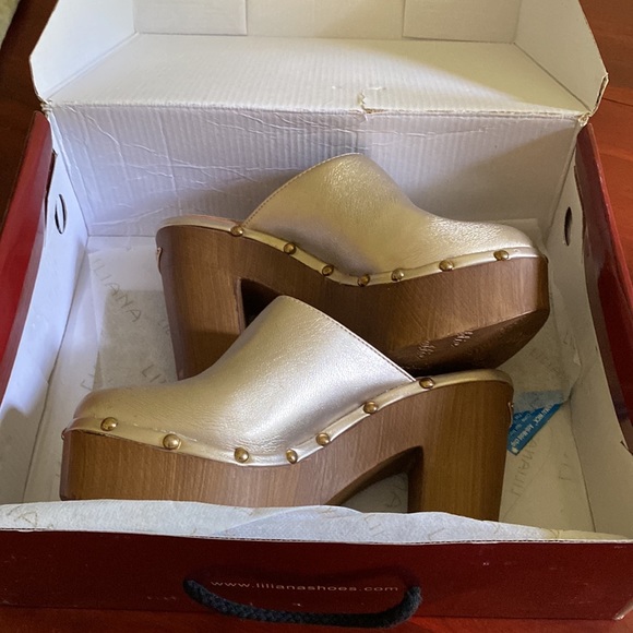 Mules/clogs - Picture 6 of 9